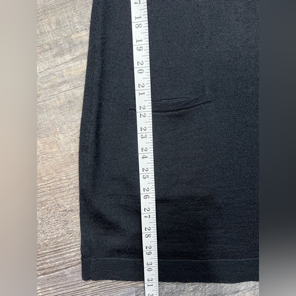 TAHARI Black Wool Mix Chiffon Collar Trim Cardigan Size Small - Picture 9 of 12